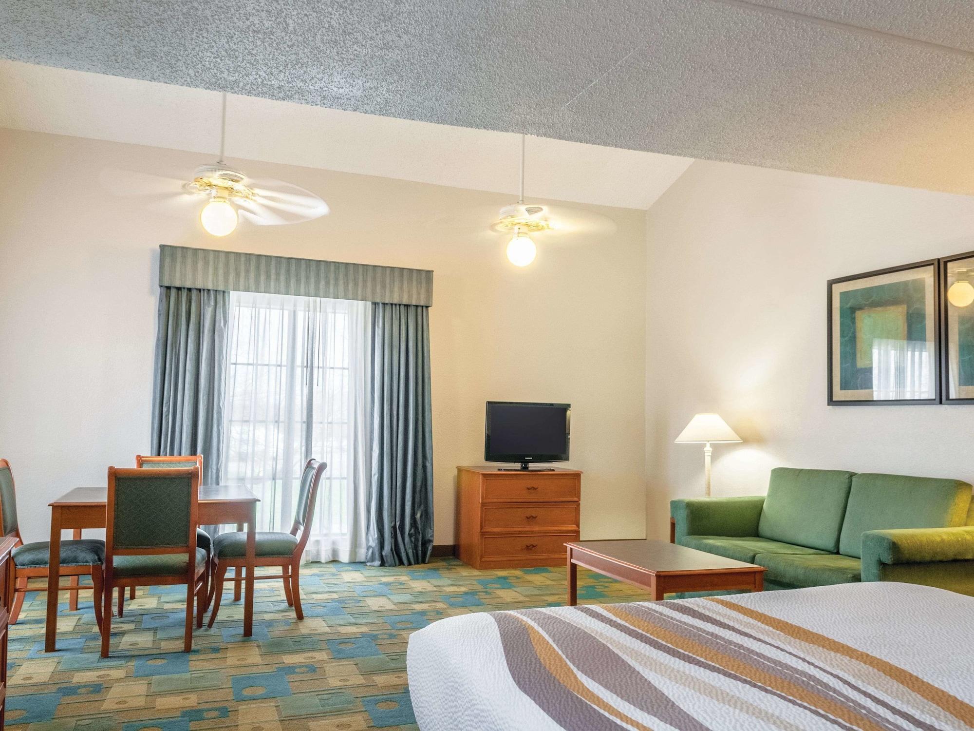 La Quinta Inn By Wyndham New Orleans West Bank / Gretna Extérieur photo